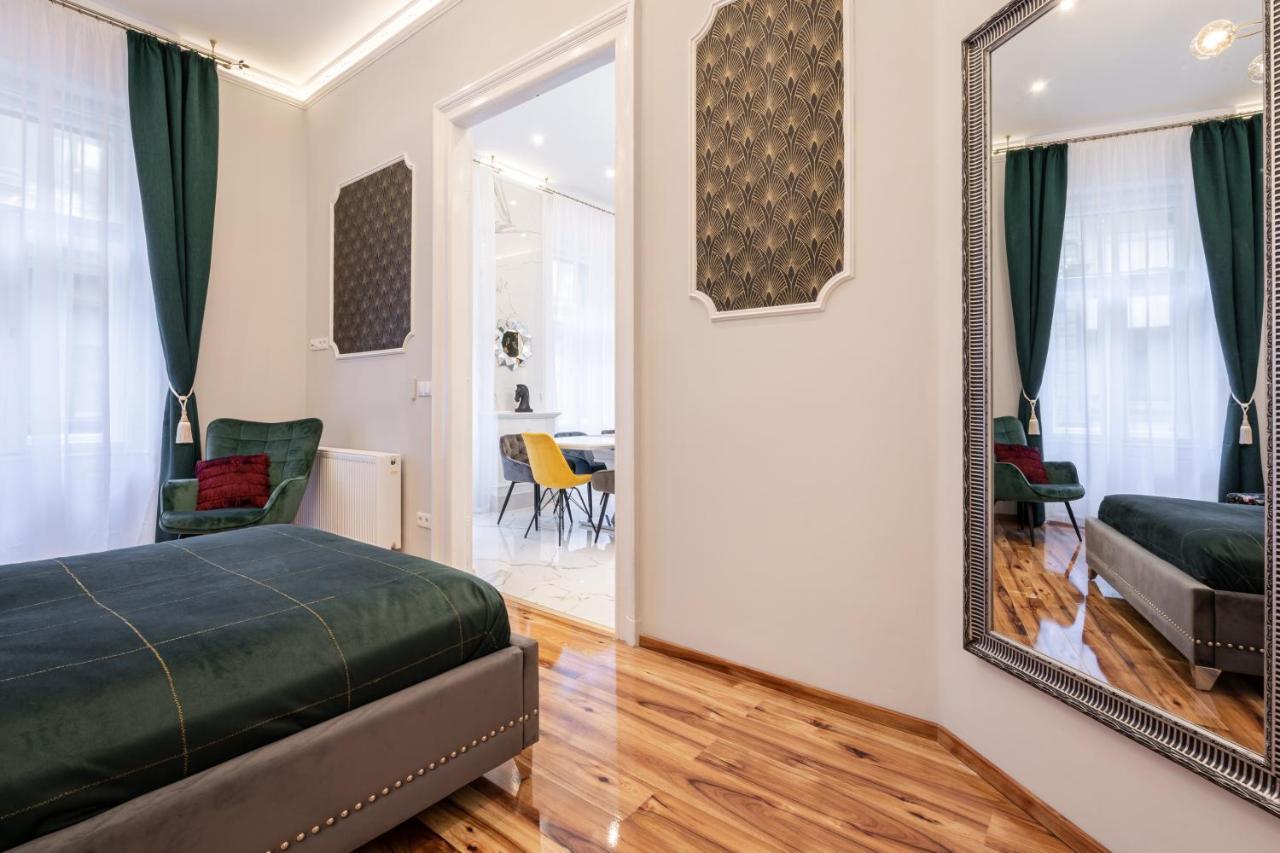Premium Art Deco Apartment At Broadway // 4Bdr & 3Br Budapeşte Dış mekan fotoğraf