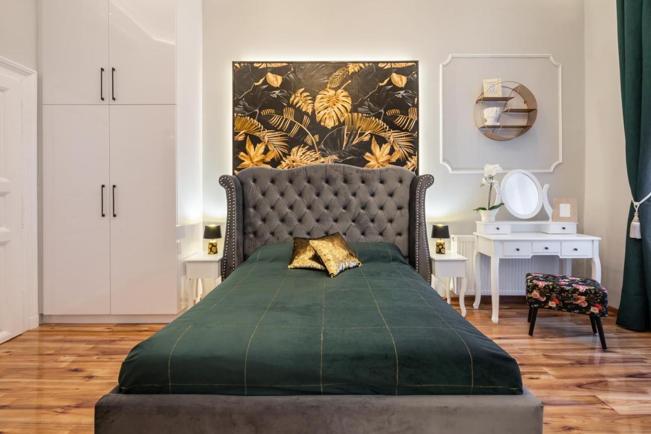 Premium Art Deco Apartment At Broadway // 4Bdr & 3Br Budapeşte Dış mekan fotoğraf