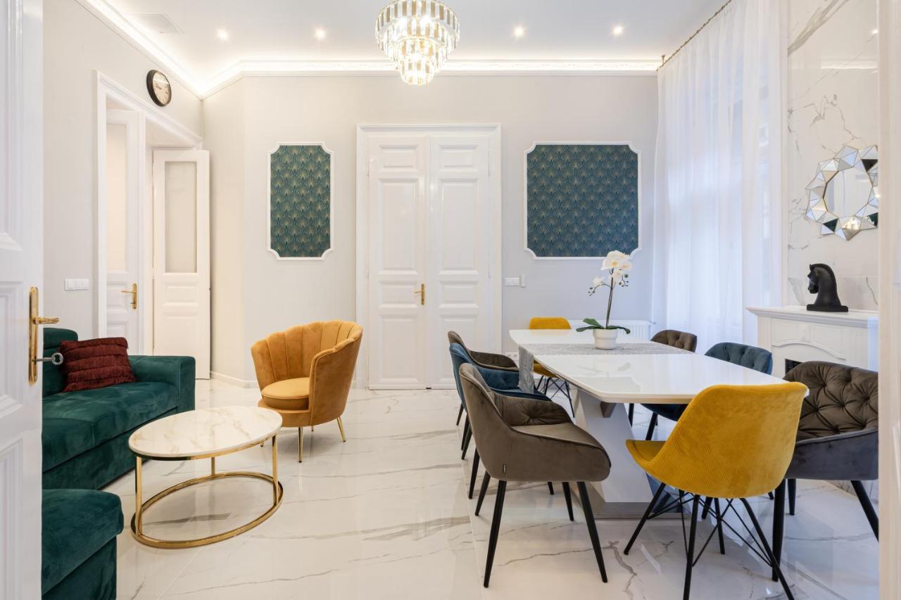 Premium Art Deco Apartment At Broadway // 4Bdr & 3Br Budapeşte Dış mekan fotoğraf